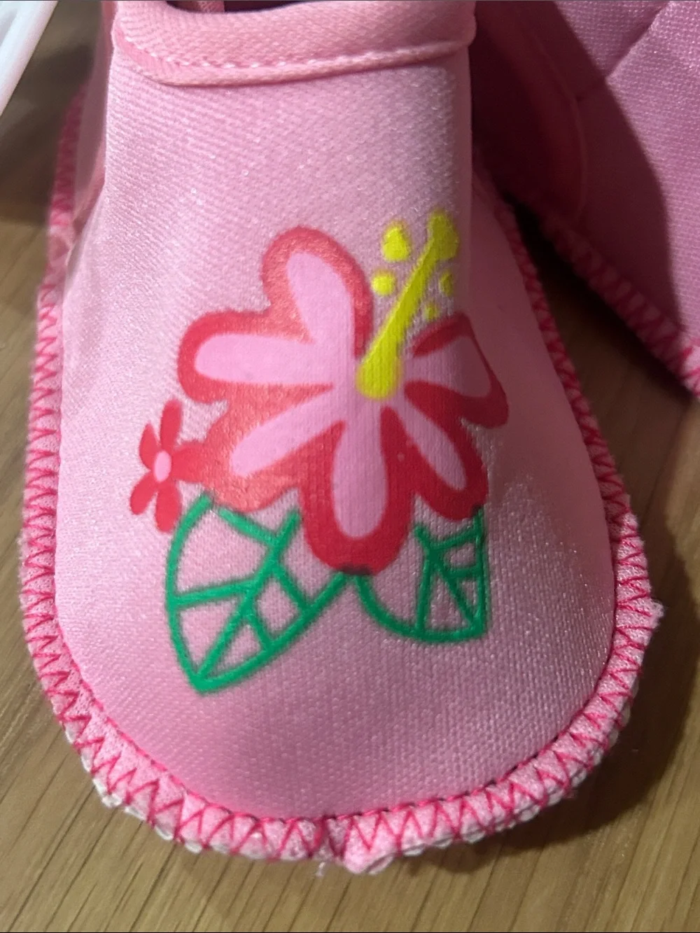 Skidders Pink Hibiscus Water Grip Shoes for Babies (6-12 Months)